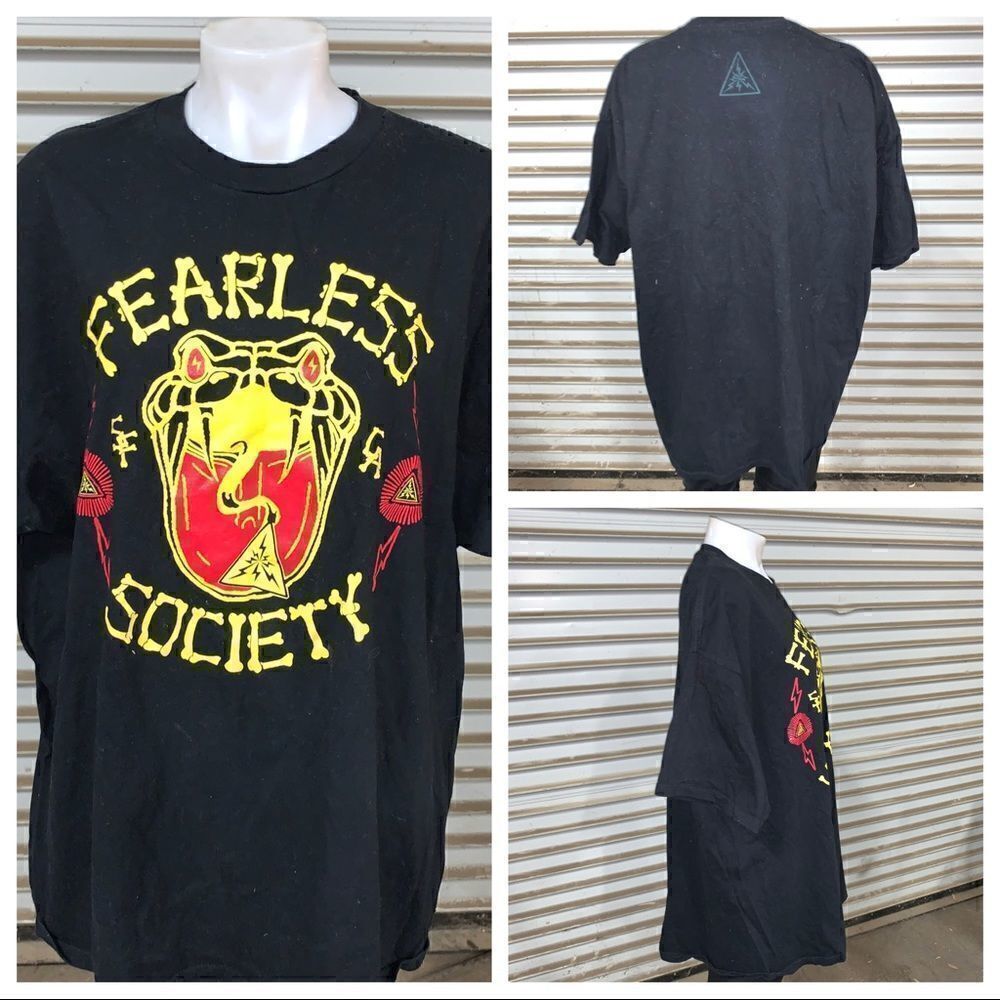 Black T-shirt fearless society SF CA with snake